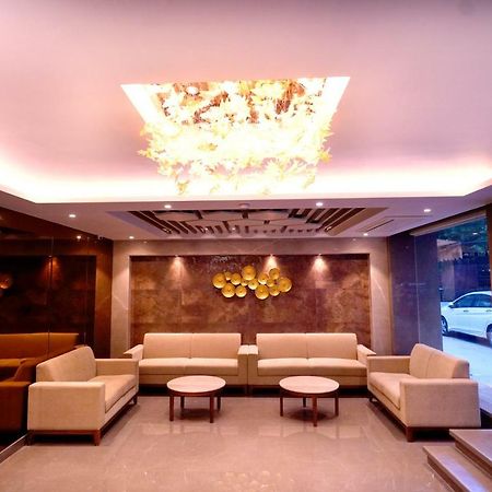 Hotel City Pride With Free Airport Pickup Нью-Дели Экстерьер фото