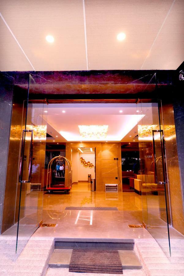 Hotel City Pride With Free Airport Pickup Нью-Дели Экстерьер фото